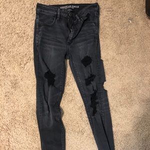 THE BEST American Eagle Ripped Skinny Jeans